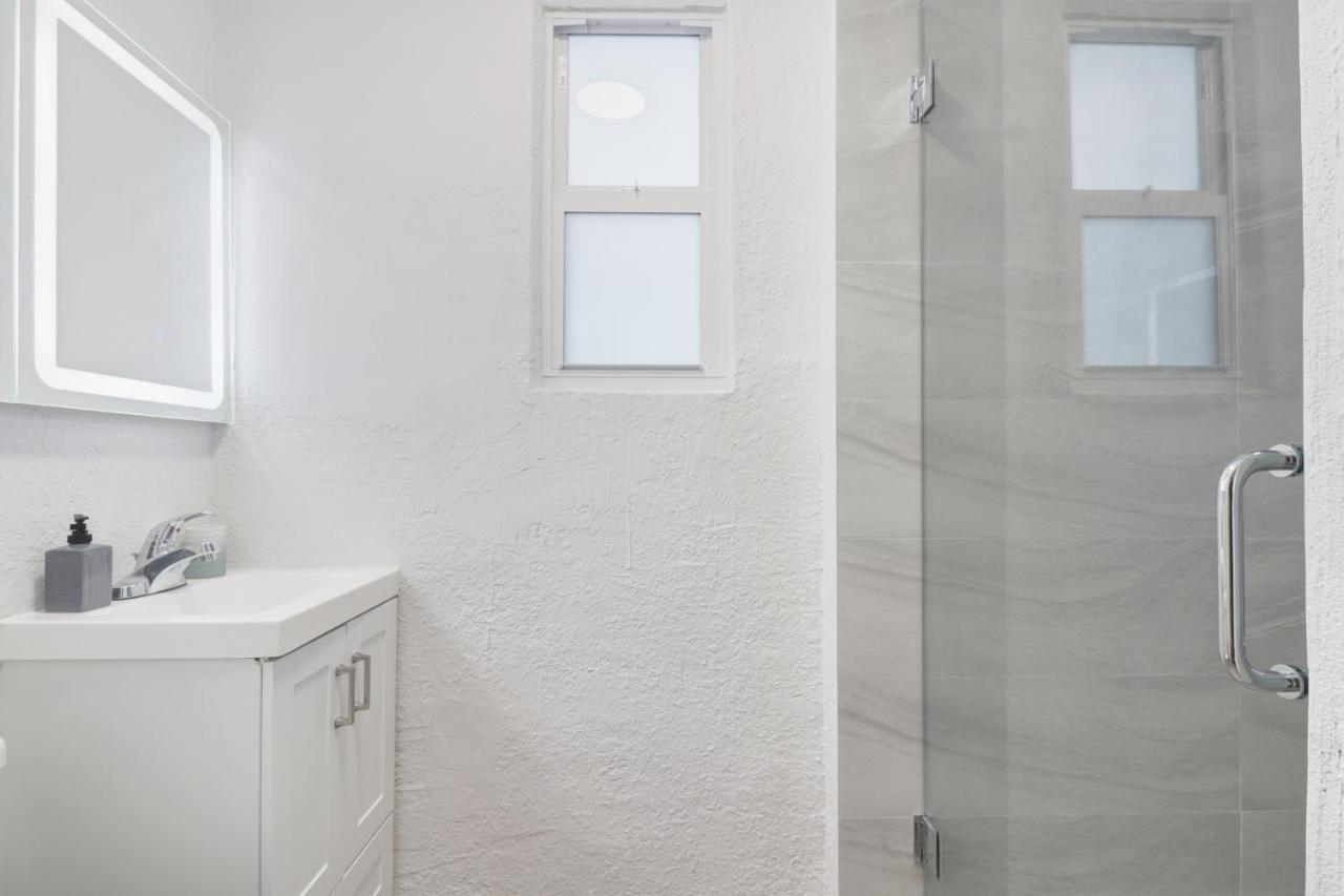 Spacious And Luxurious Home Centrally Located Between Miami And Ft. Lauderdale Miramar Ngoại thất bức ảnh