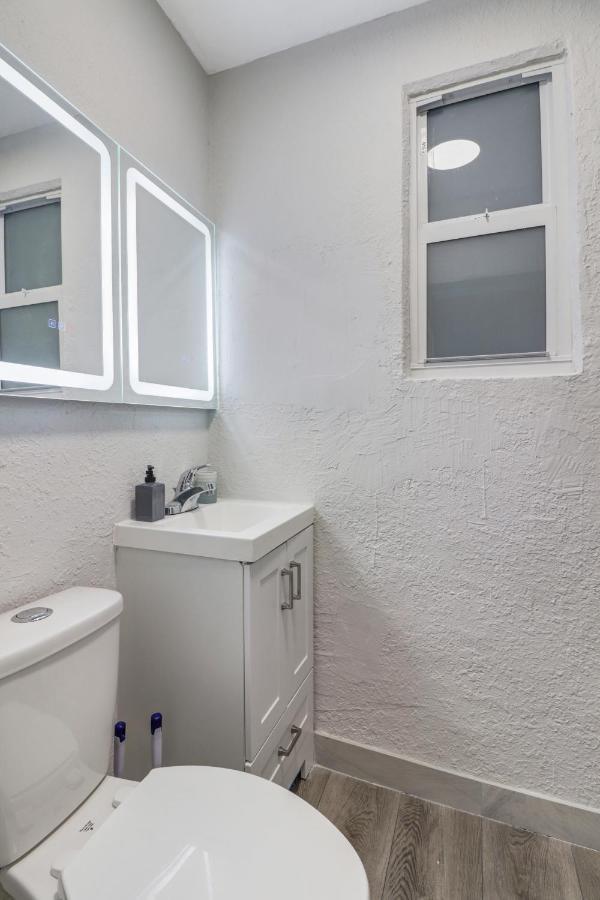 Spacious And Luxurious Home Centrally Located Between Miami And Ft. Lauderdale Miramar Ngoại thất bức ảnh